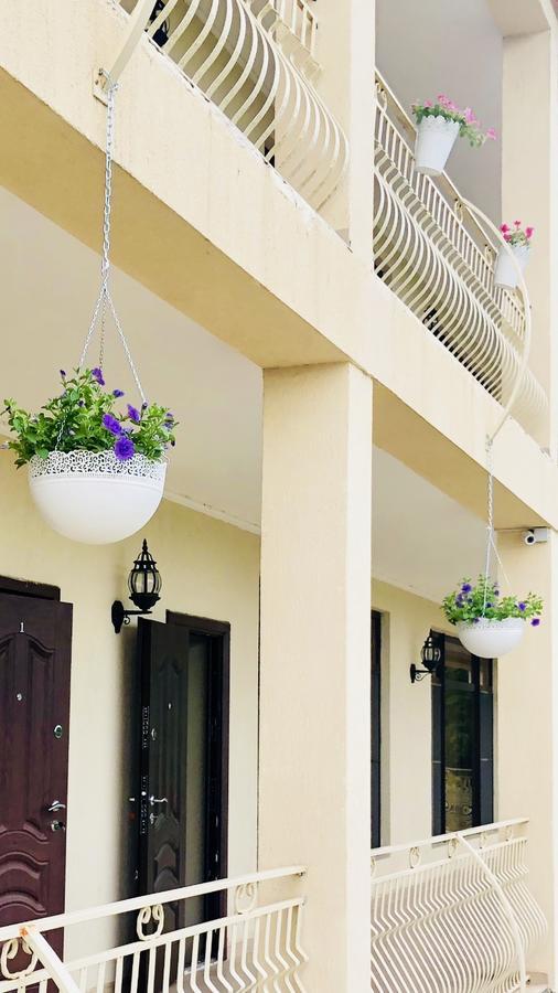 Guest House Panorama Pitsunda Exterior foto